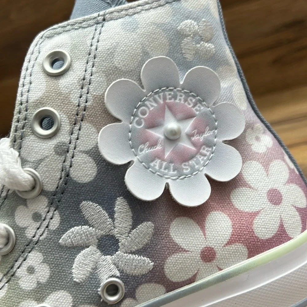 Platform Converse Pink and White Floral High-Top Sneakers